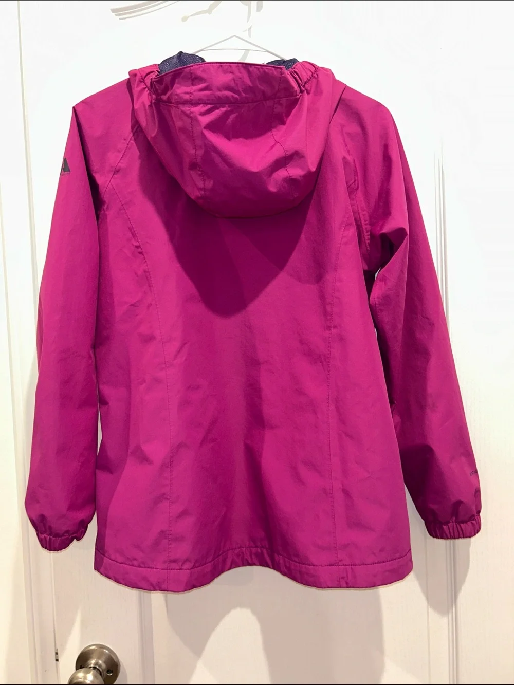 Eddie Bauer Girl’s FirstAscent Fuchsia Hooded Rain Jacket, Size Large (14-16)